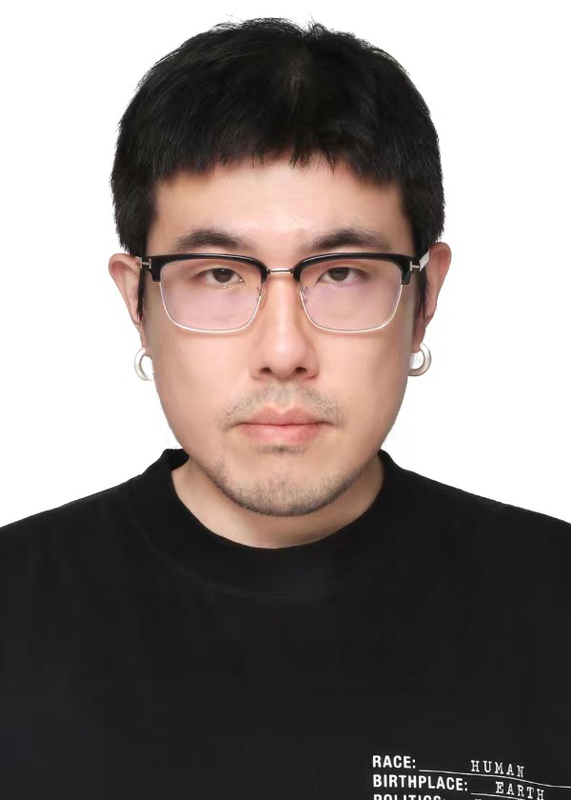 Alvin Yu - Fashion Director, VOGUE+
