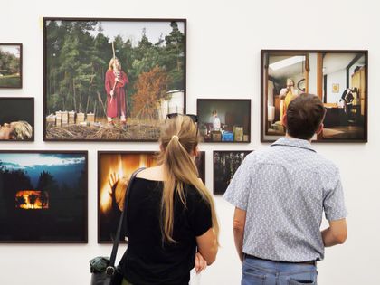 Ausstellungsansicht 2024 (Arbeit Ina Schoenenburg)