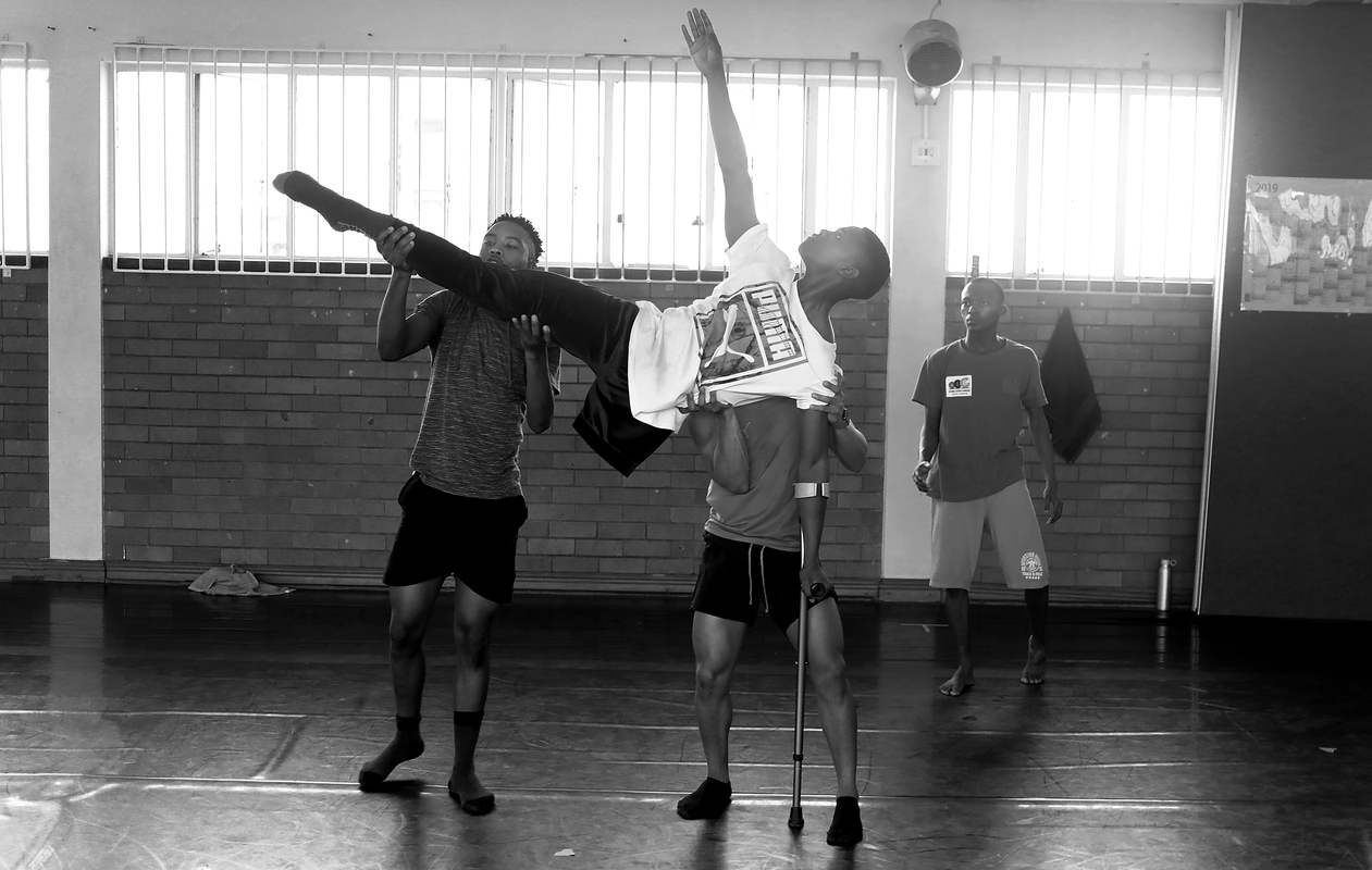 Alon Skuy - Musa’s search and struggle for the stage